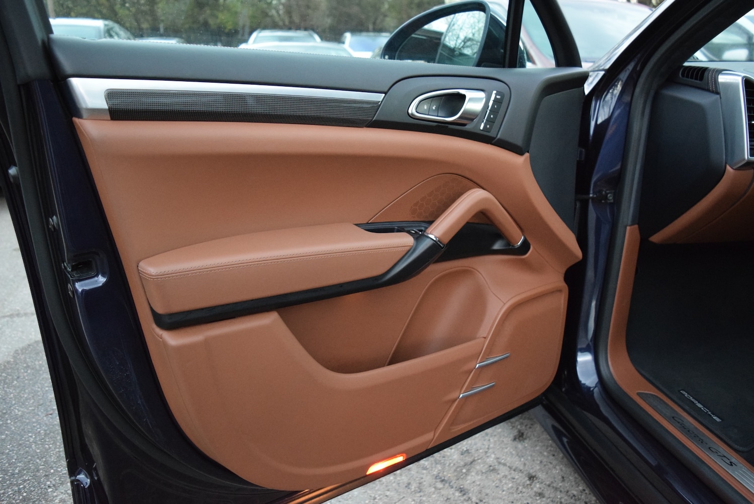 Used Porsche Cayenne 2025 for sale - 76802495: Photo 54