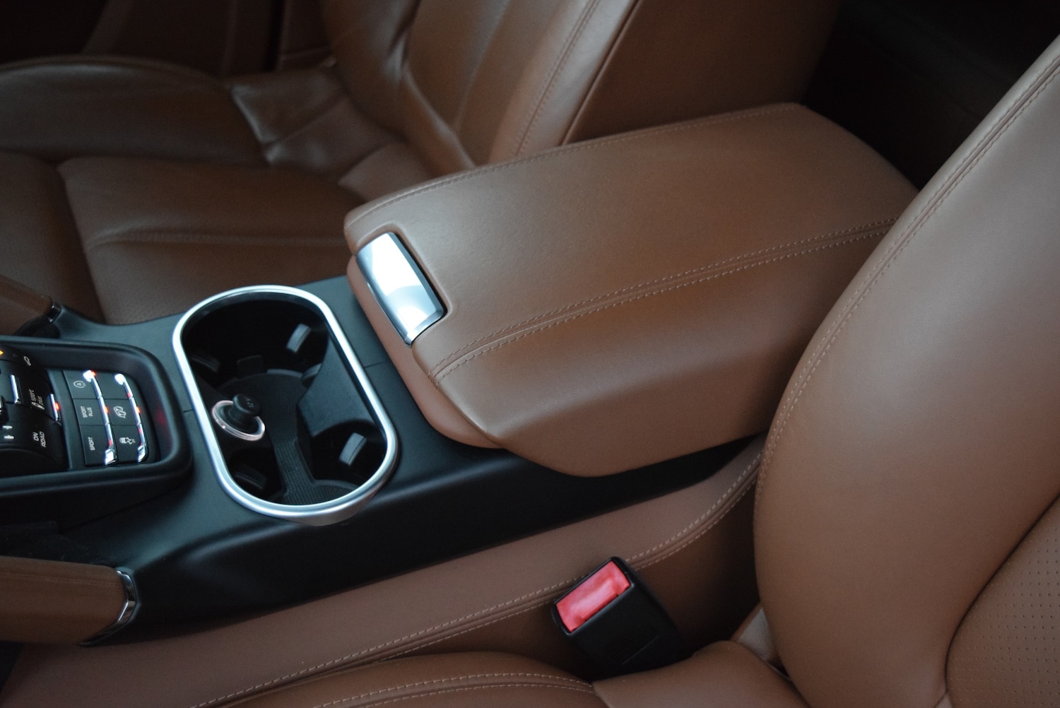 Used Porsche Cayenne 2025 for sale - 76802495: Photo 56