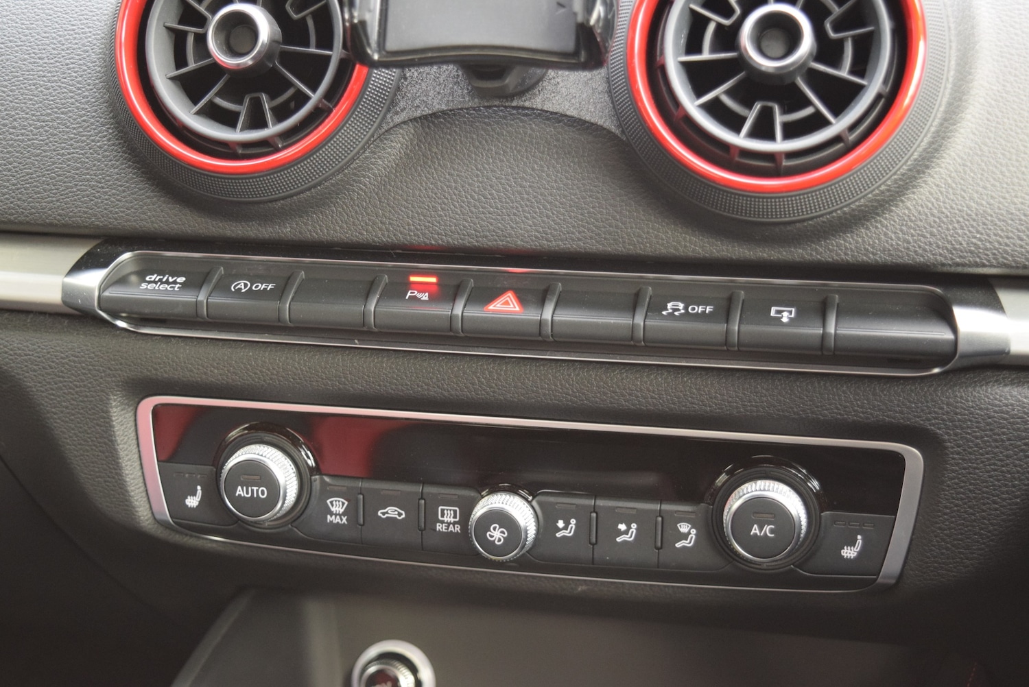 Used Audi S3 2017 for sale - 76288492: Photo 36