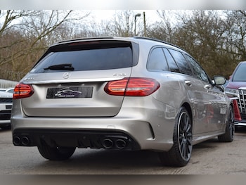 Used Mercedes-Benz C Class 2019 for sale - 77398907: Photo