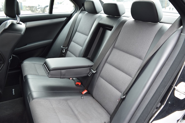Used Mercedes-Benz C-Class 2012 for sale - 74165686: Photo 12