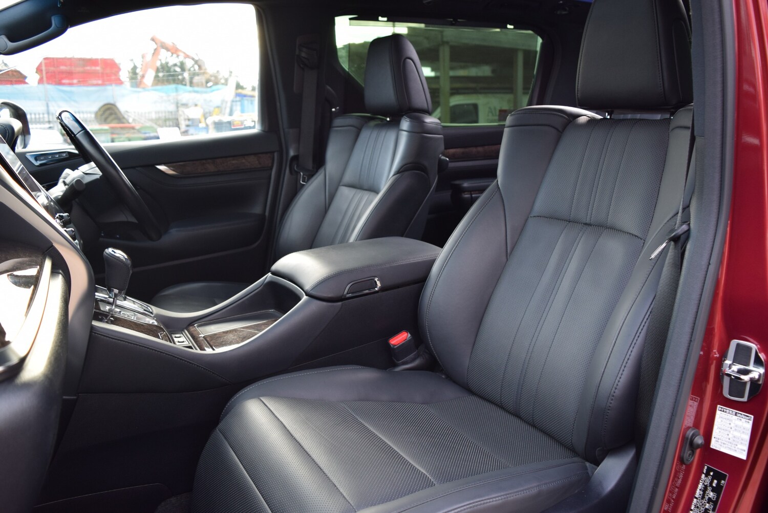 Used Toyota Alphard 2021 for sale - 77682815: Photo 10