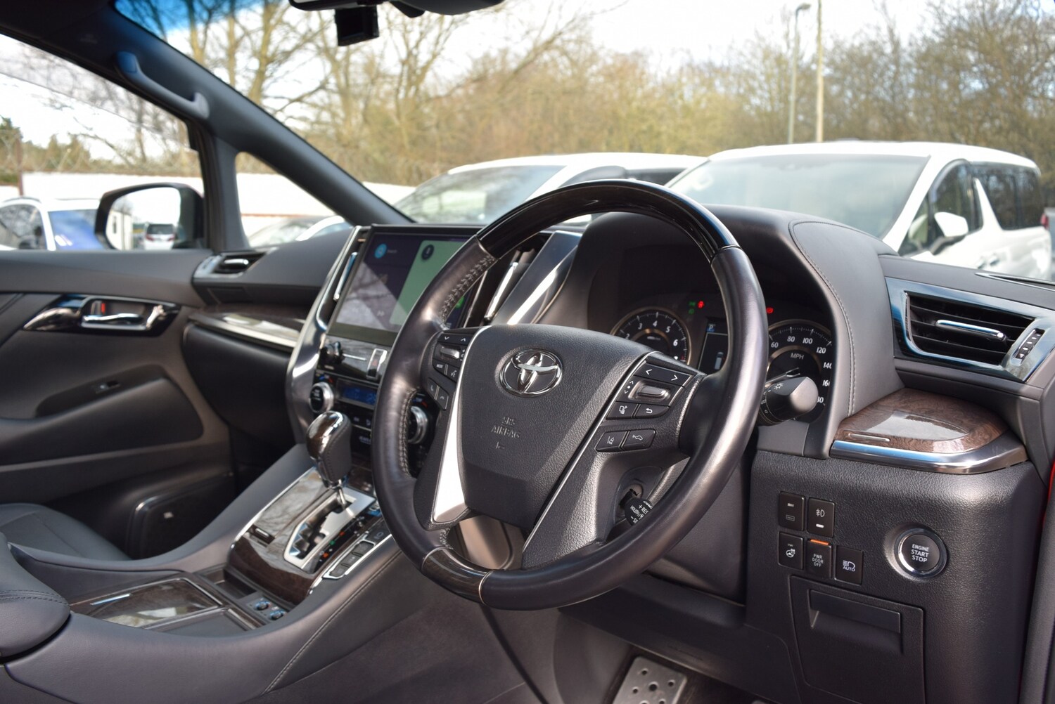 Used Toyota Alphard 2021 for sale - 77682815: Photo 58