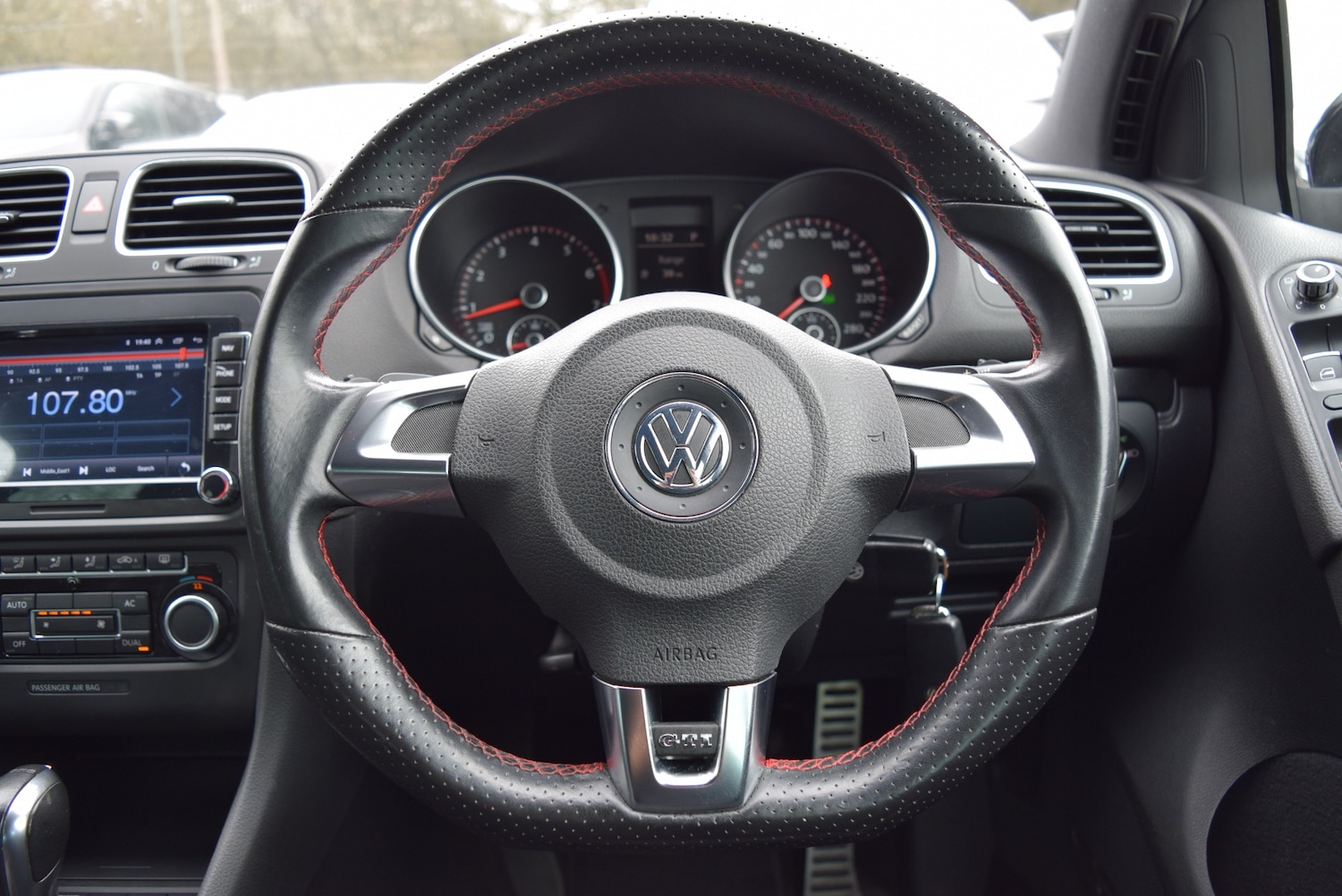 Used Volkswagen Golf 2012 for sale - 77337045: Photo 17
