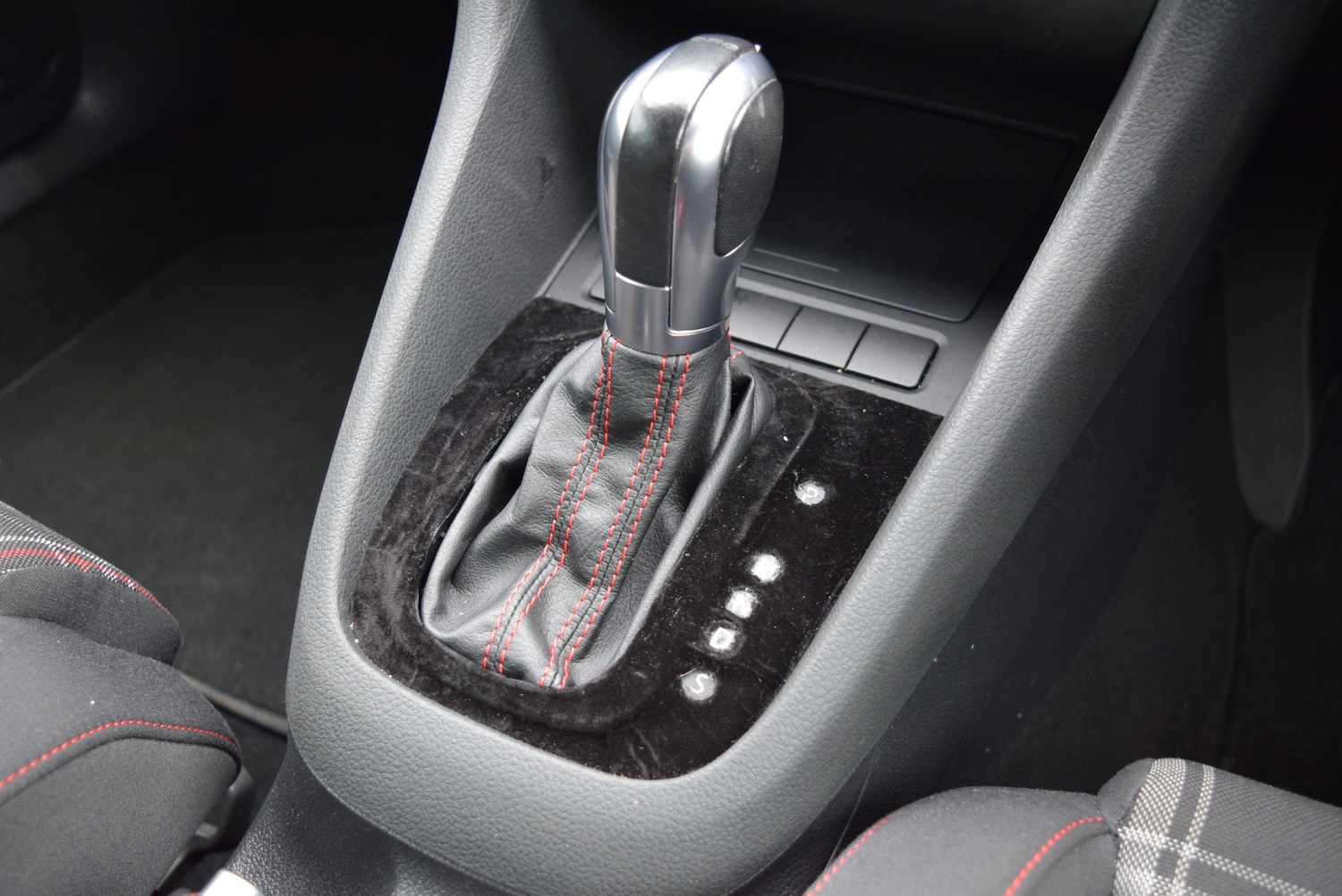 Used Volkswagen Golf 2012 for sale - 77337045: Photo 20