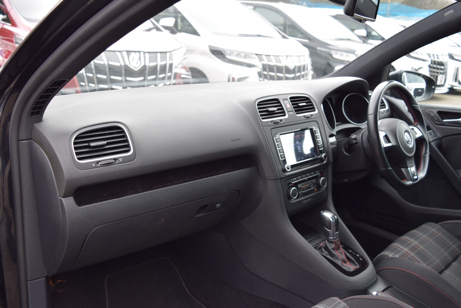 Used Volkswagen Golf 2012 for sale - 77337045: Photo 21