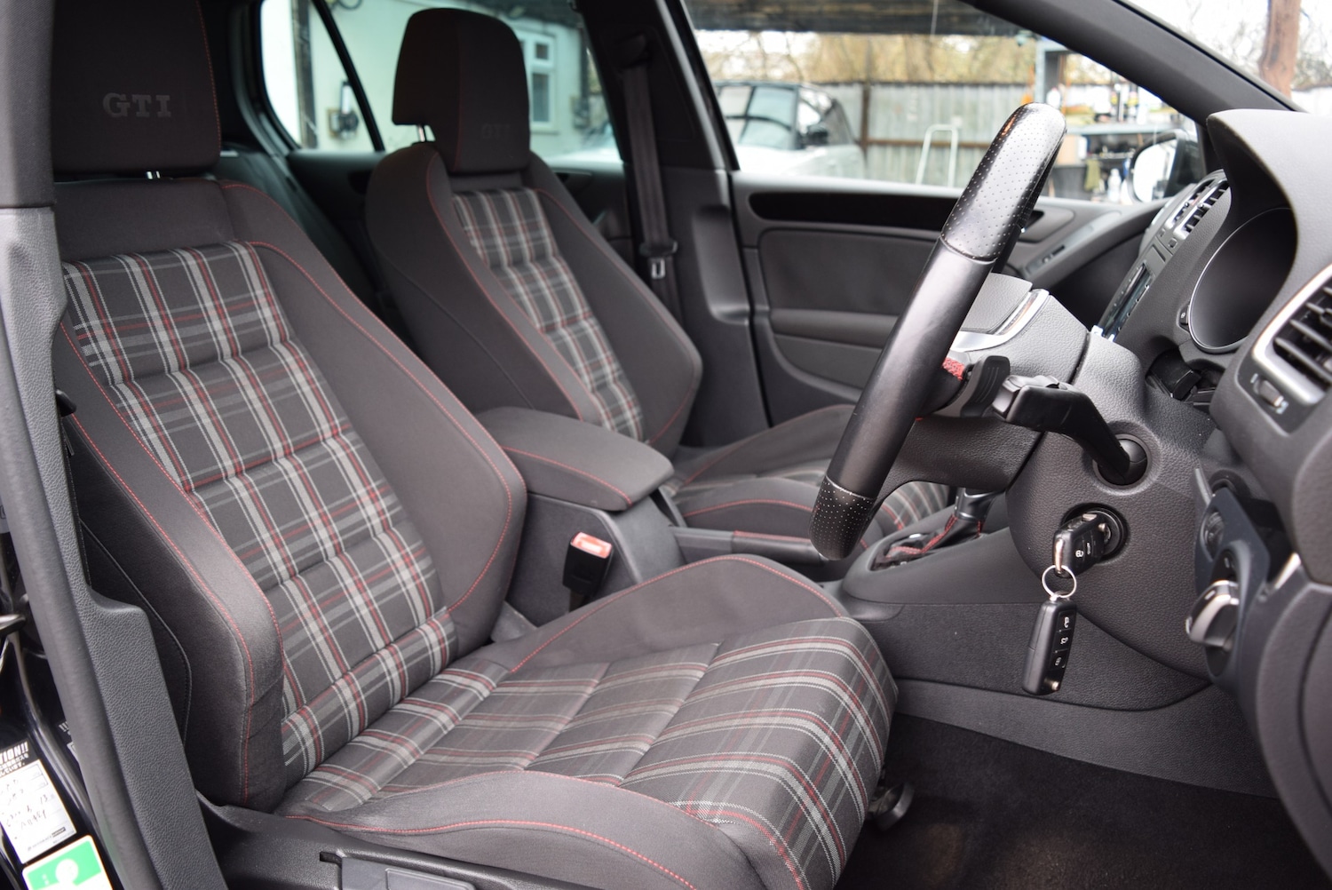 Used Volkswagen Golf 2012 for sale - 77337045: Photo 9