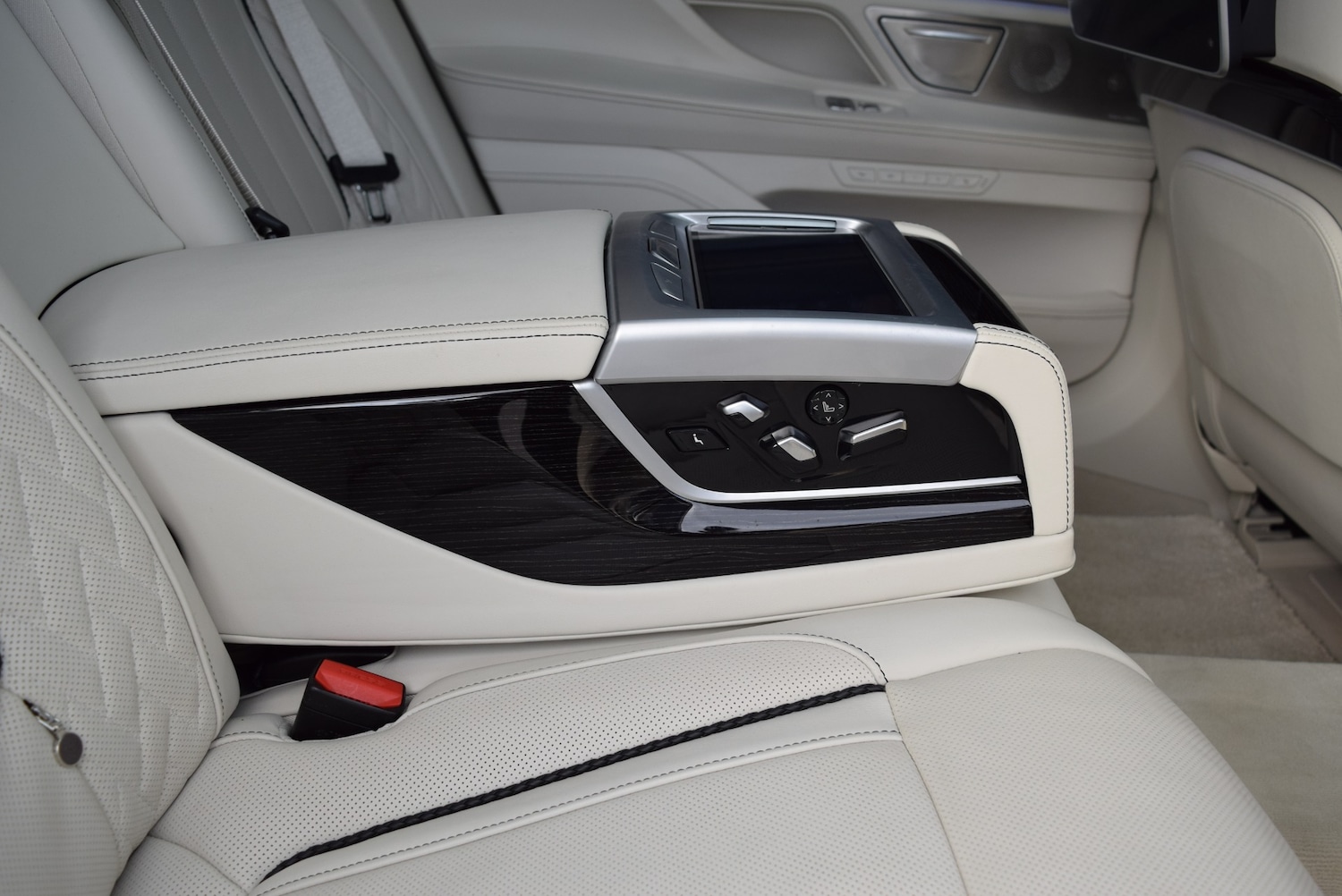 Used BMW 7 Series 2019 for sale - 76287180: Photo 46