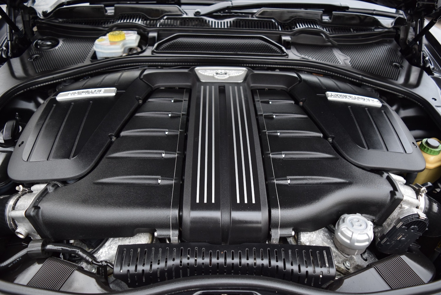 Used Bentley Continental 2015 for sale - 76965676: Photo 32