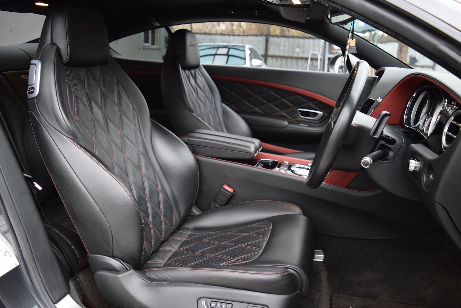 Used Bentley Continental 2015 for sale - 76965676: Photo 9