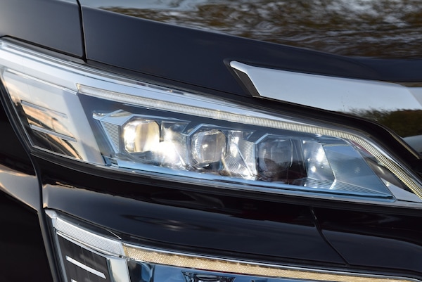 Used Toyota Vellfire for sale - 73206157: Photo 61