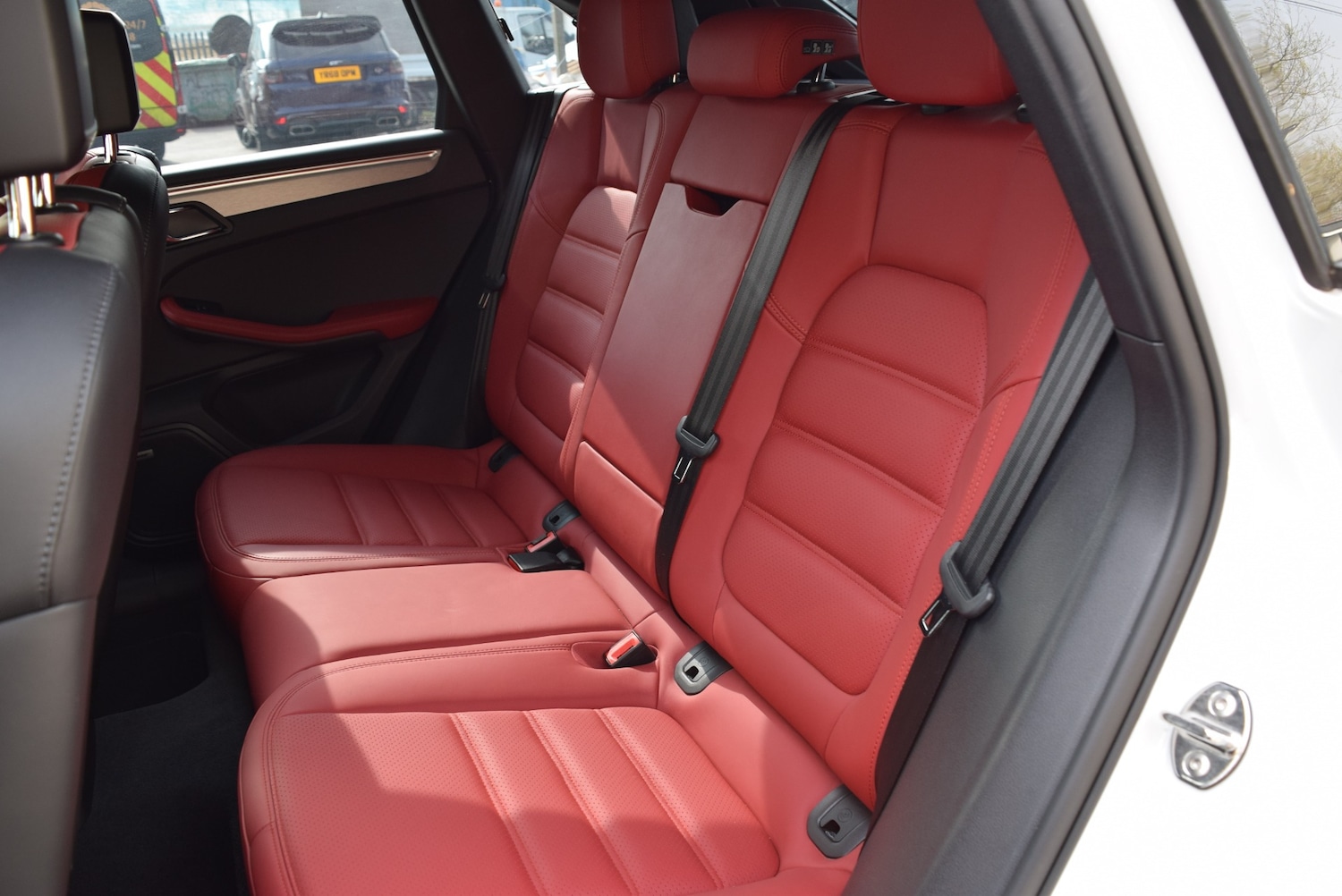 Used Porsche Macan 2026 for sale - 77991912: Photo 10