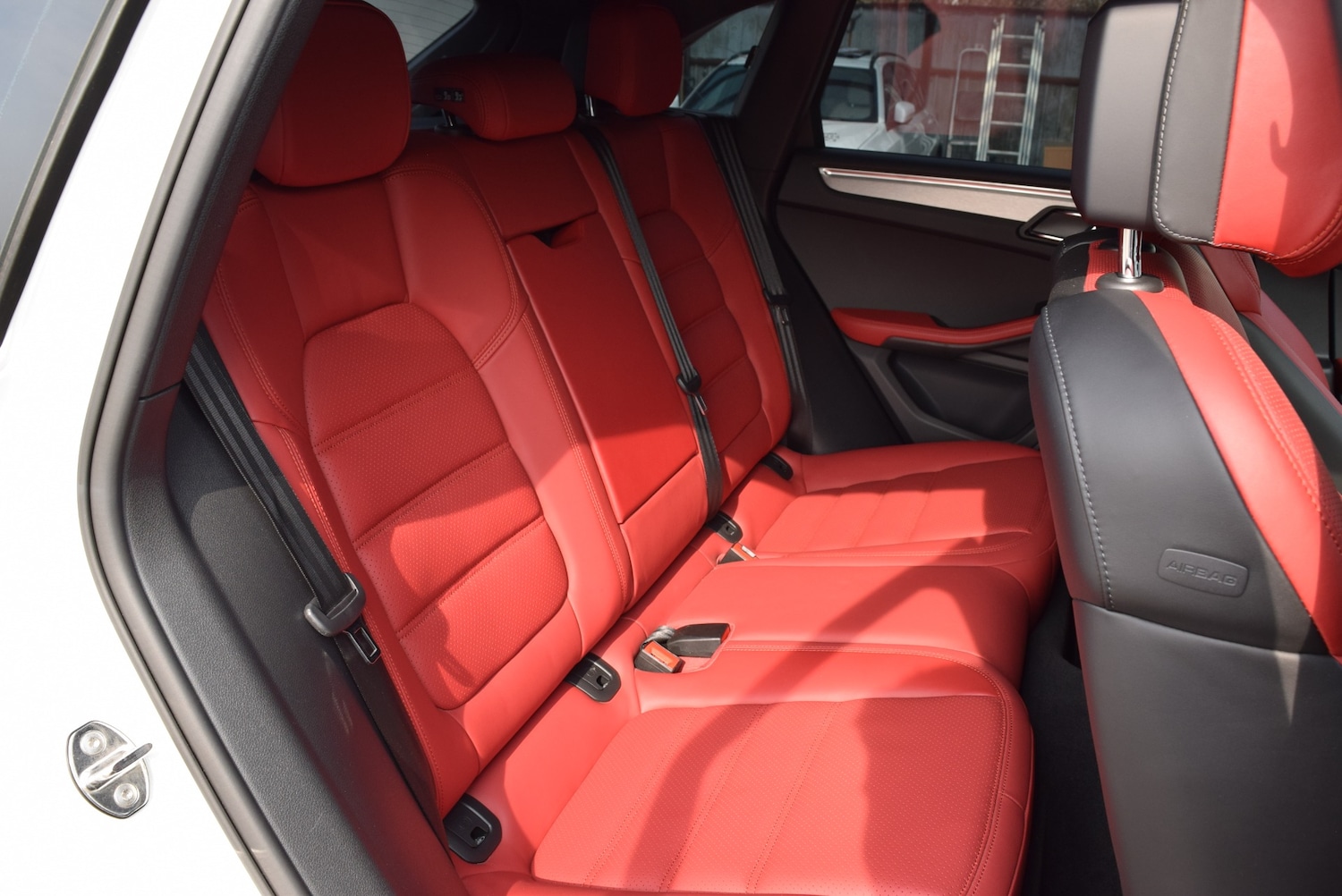 Used Porsche Macan 2026 for sale - 77991912: Photo 11