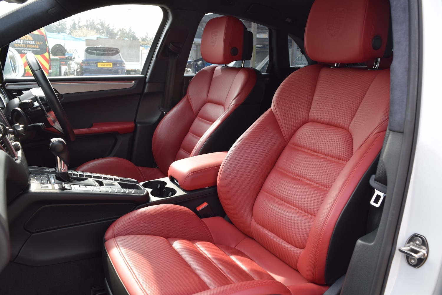 Used Porsche Macan 2026 for sale - 77991912: Photo 12