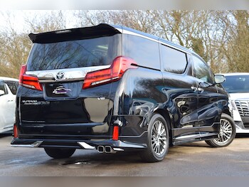 Used Toyota Alphard 2021 for sale - 77683586: Photo