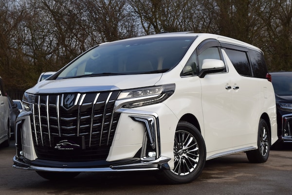 Used Toyota Alphard for sale - 73426230: Photo 1