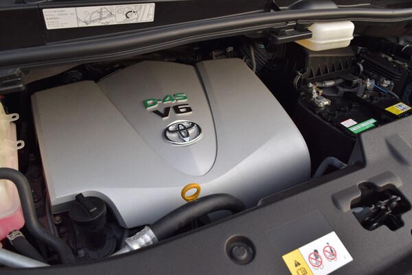 Used Toyota Alphard for sale - 73426230: Photo 27