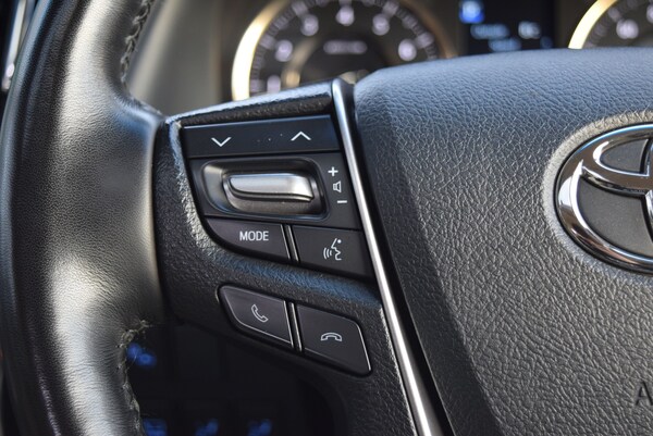 Used Toyota Alphard for sale - 73426230: Photo 44