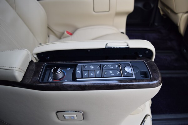 Used Toyota Alphard for sale - 73426230: Photo 58