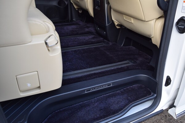 Used Toyota Alphard for sale - 73426230: Photo 61