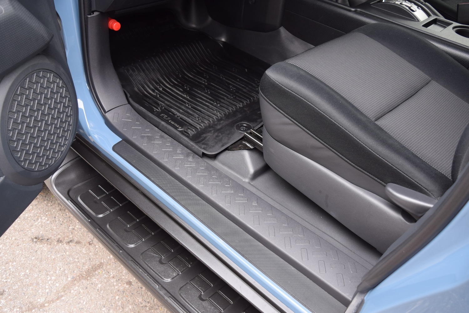 Used Toyota FJ Cruiser 2015 for sale - 78108058: Photo 36