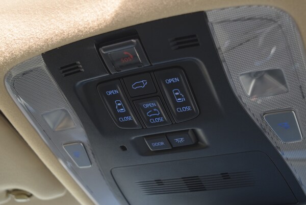 Used Toyota Alphard for sale - 73426227: Photo 44