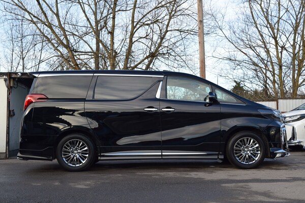 Used Toyota Alphard for sale - 73426227: Photo 7