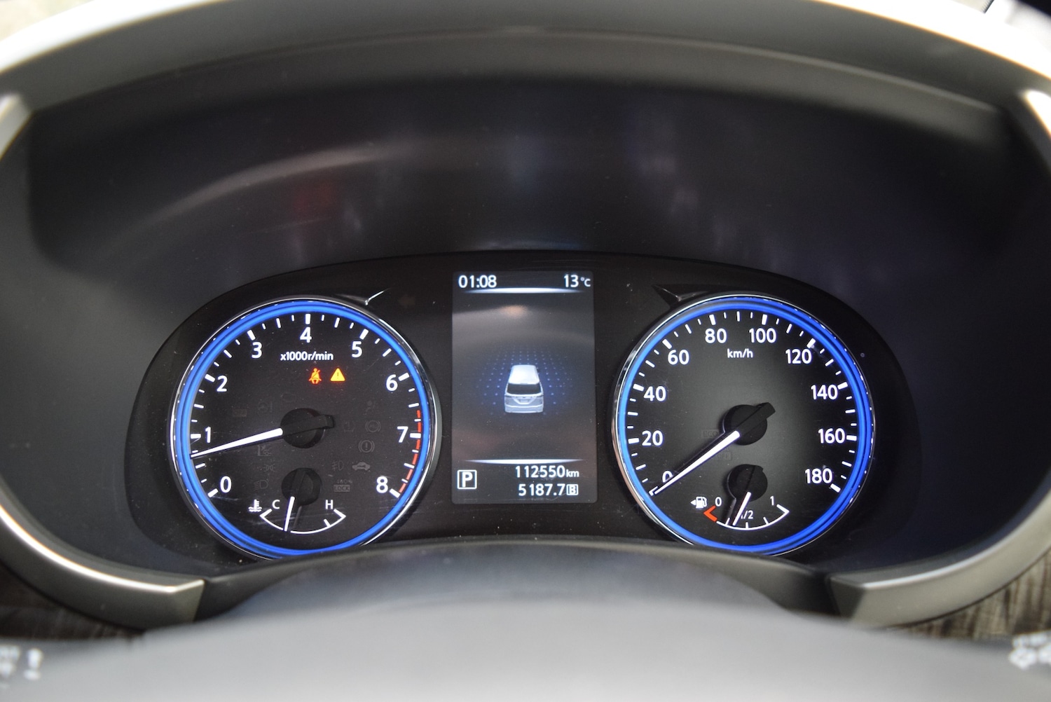 Used Nissan Elgrand 2015 for sale - 76288368: Photo 15