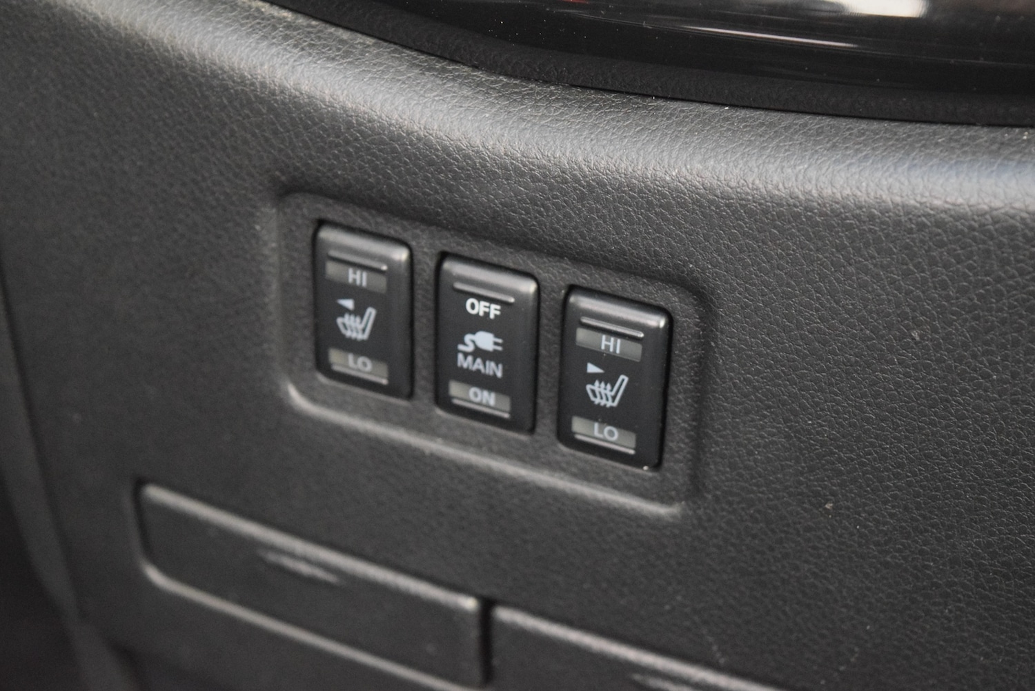 Used Nissan Elgrand 2015 for sale - 76288368: Photo 20