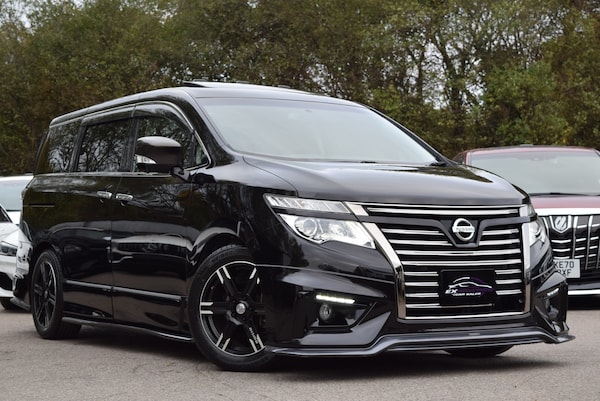 Used Nissan Elgrand 2015 for sale - 76288368: Photo 2