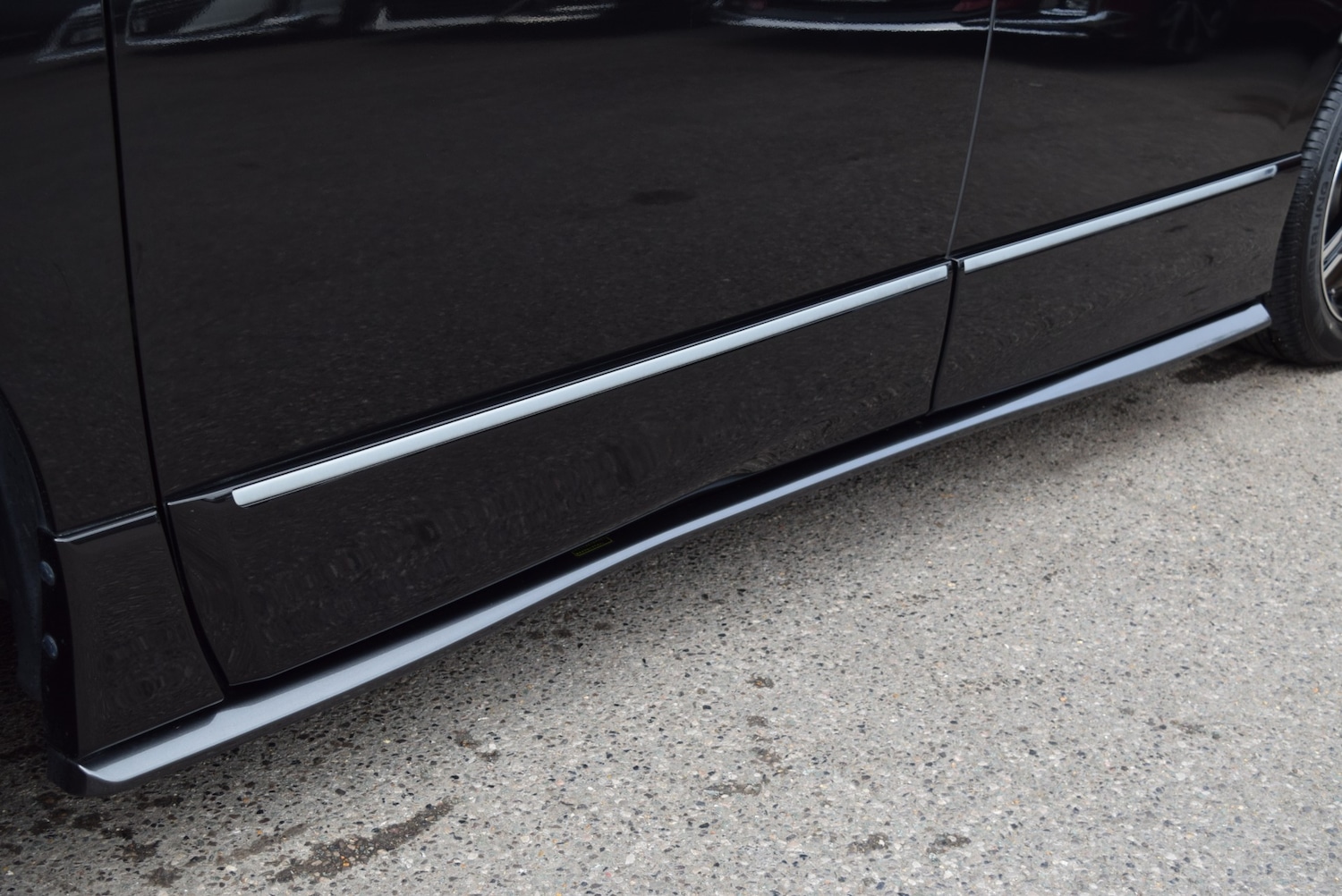 Used Nissan Elgrand 2015 for sale - 76288368: Photo 33