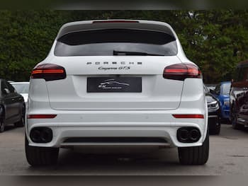 Used Porsche Cayenne 2016 for sale - 79649000: Photo