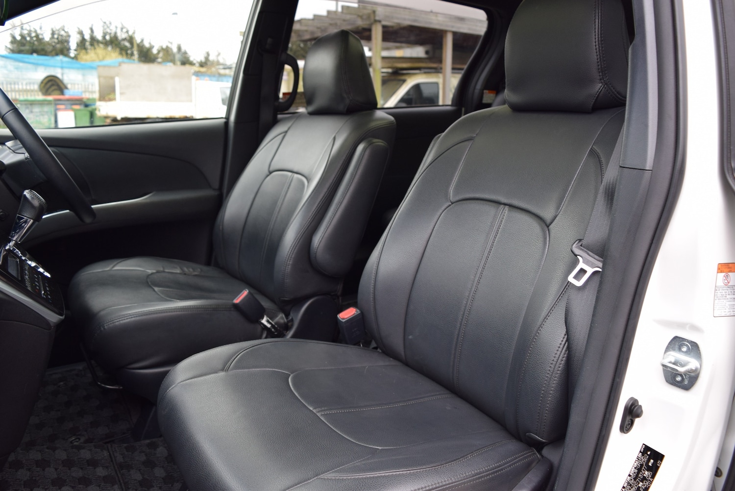 Used Toyota Estima 2025 for sale - 77998808: Photo 10