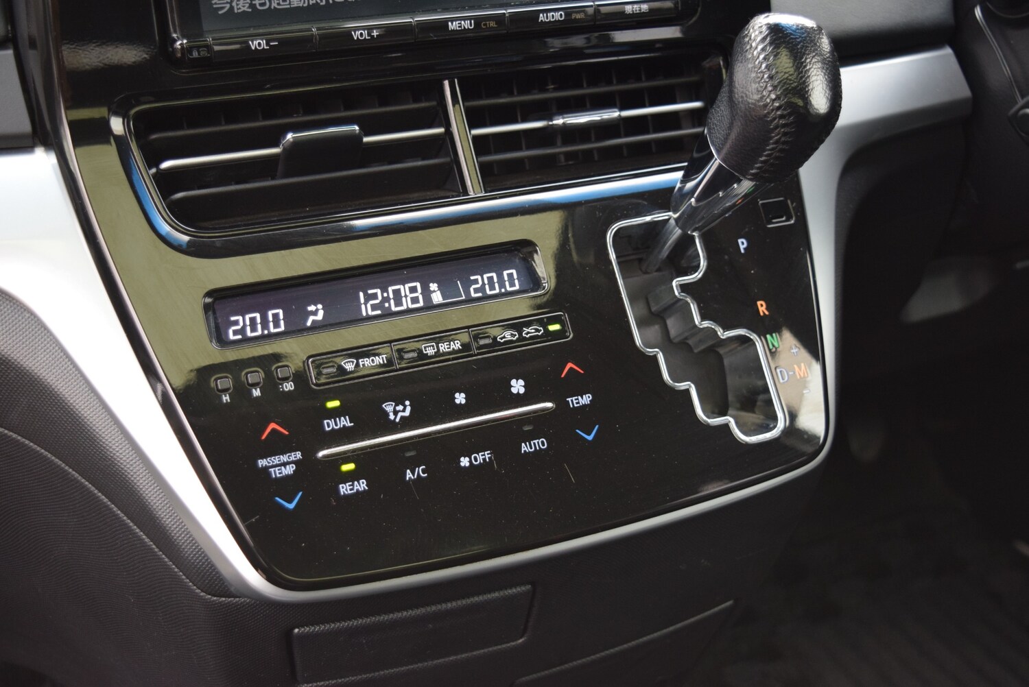 Used Toyota Estima 2025 for sale - 77998808: Photo 39