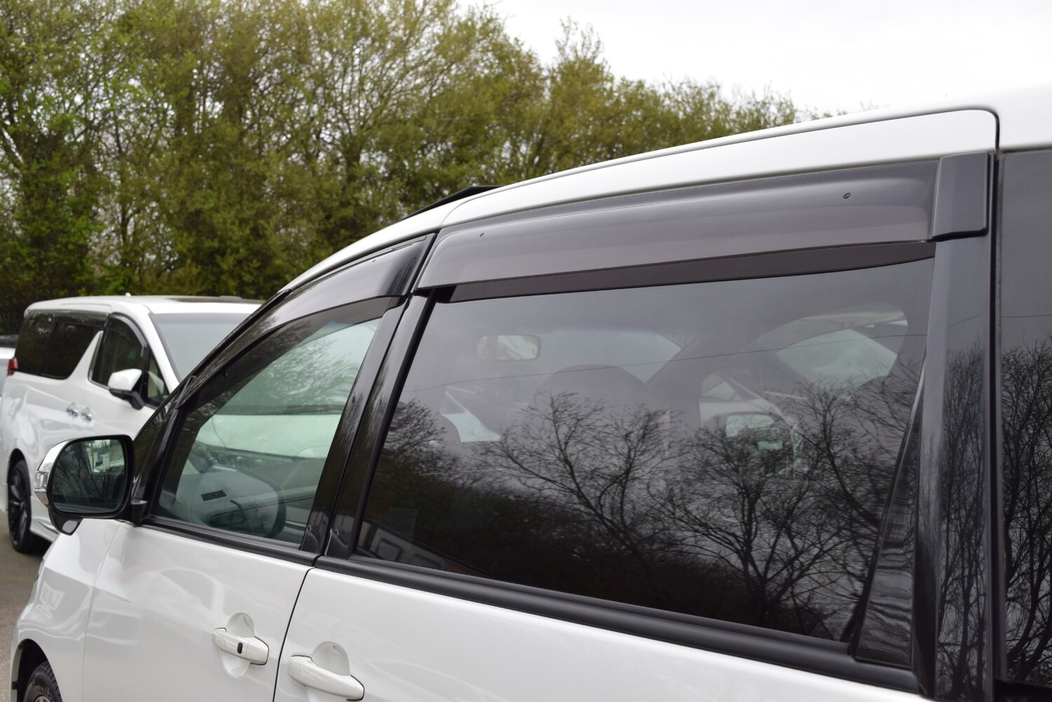 Used Toyota Estima 2025 for sale - 77998808: Photo 40