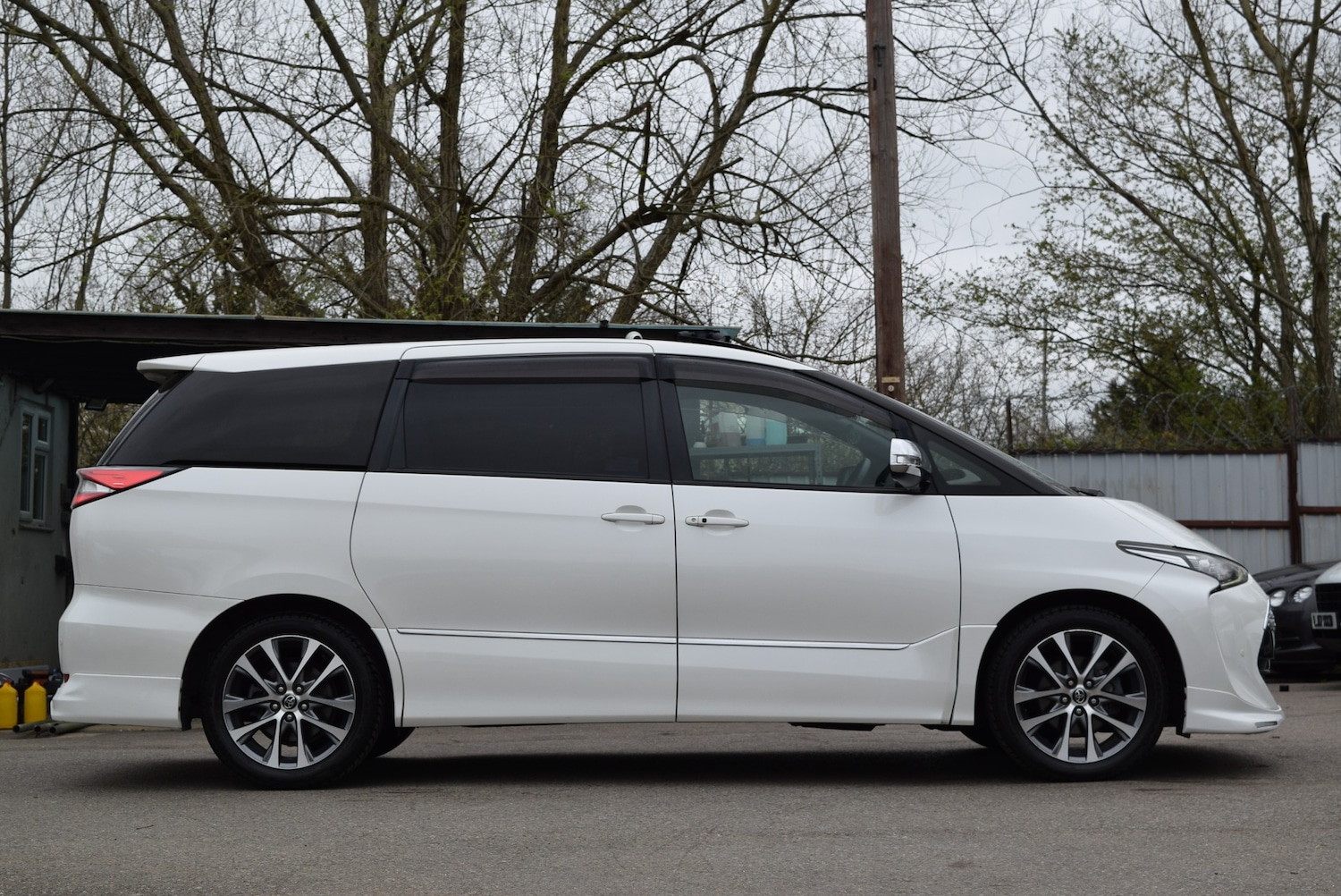 Used Toyota Estima 2025 for sale - 77998808: Photo 7