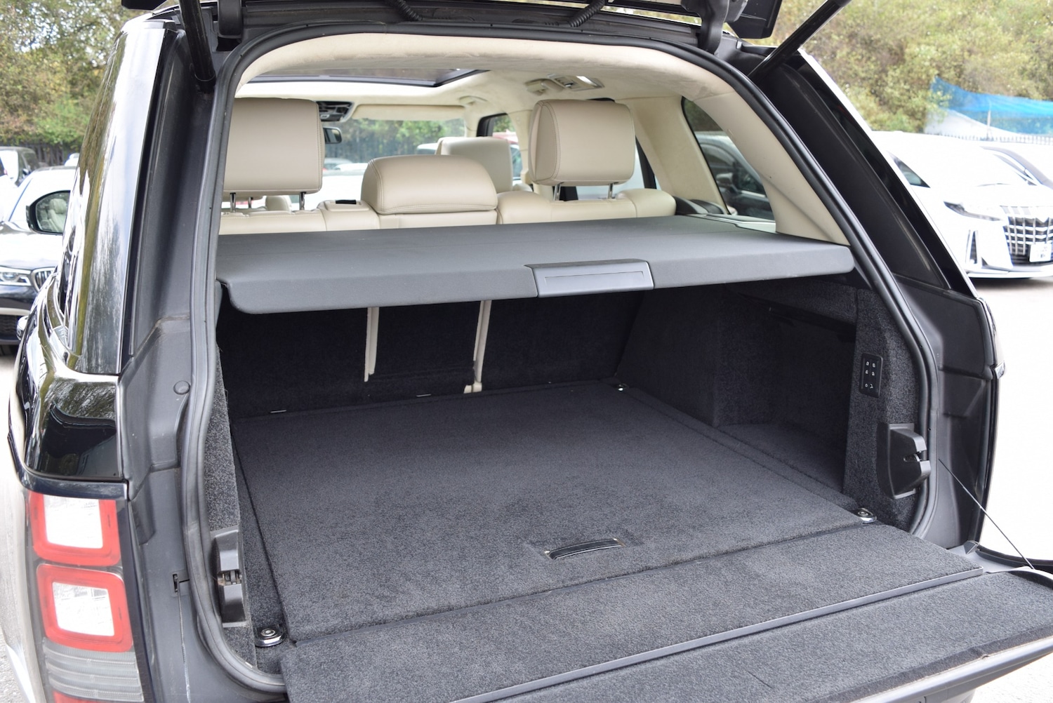 Used Land Rover Range Rover 2016 for sale - 76264281: Photo 44