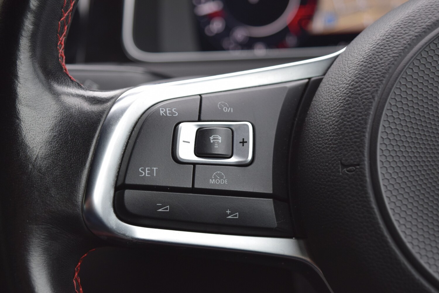 Used Volkswagen Golf 2017 for sale - 76288653: Photo 22