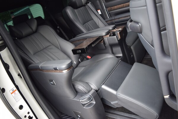 Used Toyota Alphard for sale - 73206253: Photo 16