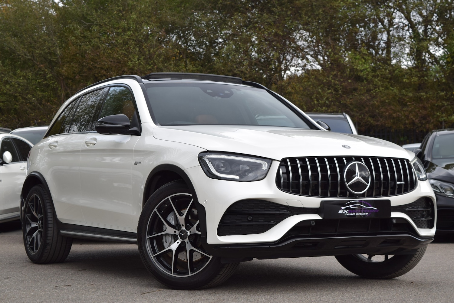 Used Mercedes-Benz GLC 2020 for sale - 76287033: Photo 2
