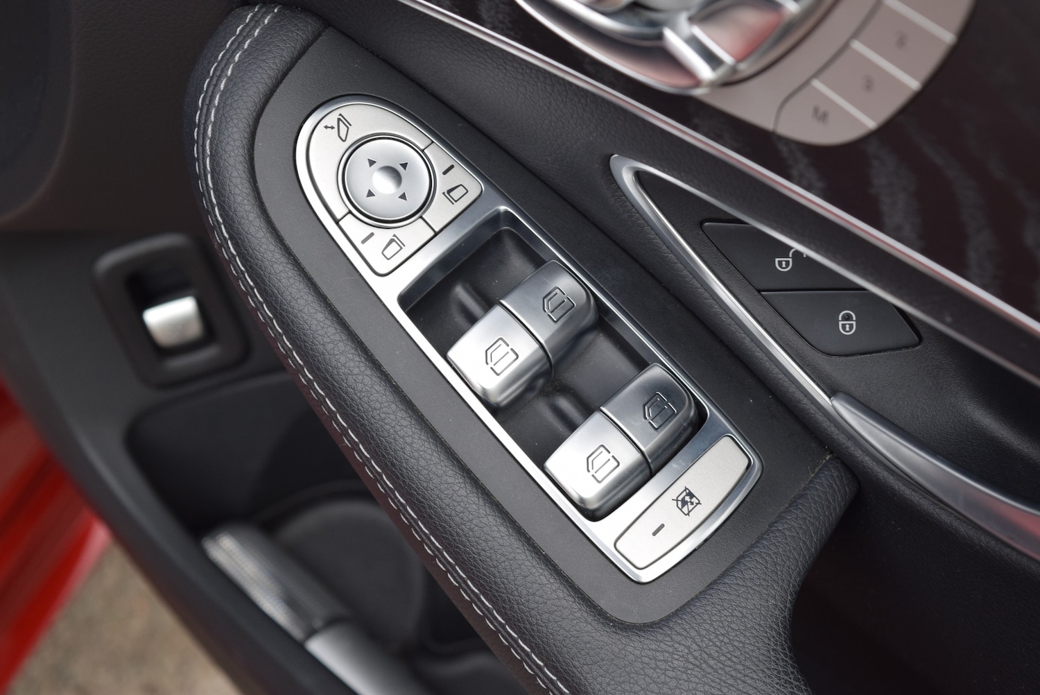 Used Mercedes-Benz C Class 2018 for sale - 76288524: Photo 38