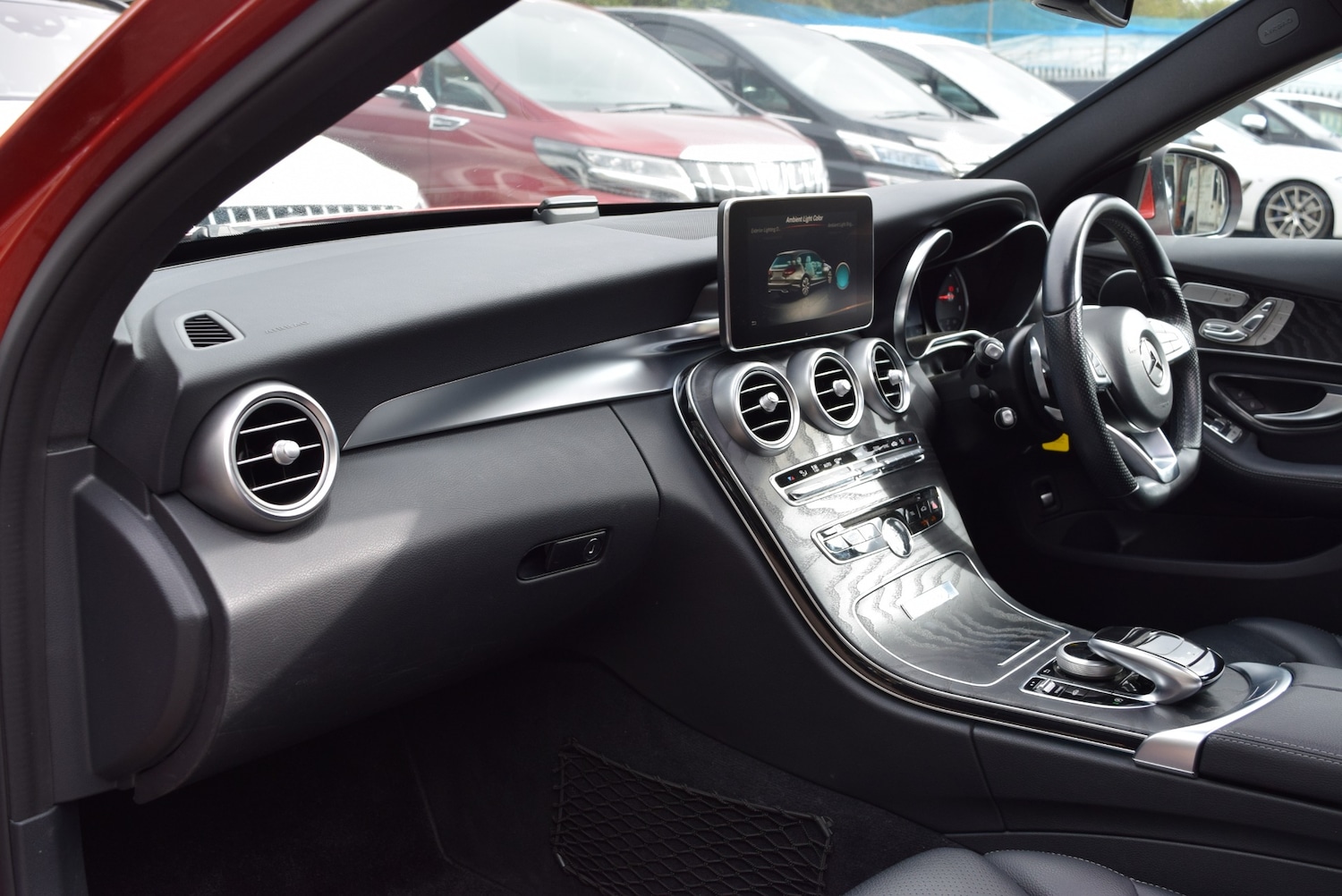 Used Mercedes-Benz C Class 2018 for sale - 76288524: Photo 42