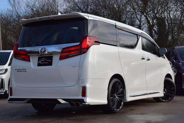 Used Toyota Alphard for sale - 73426164: Photo 3