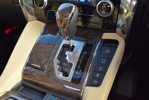 Used Toyota Alphard for sale - 73426164: Photo 47
