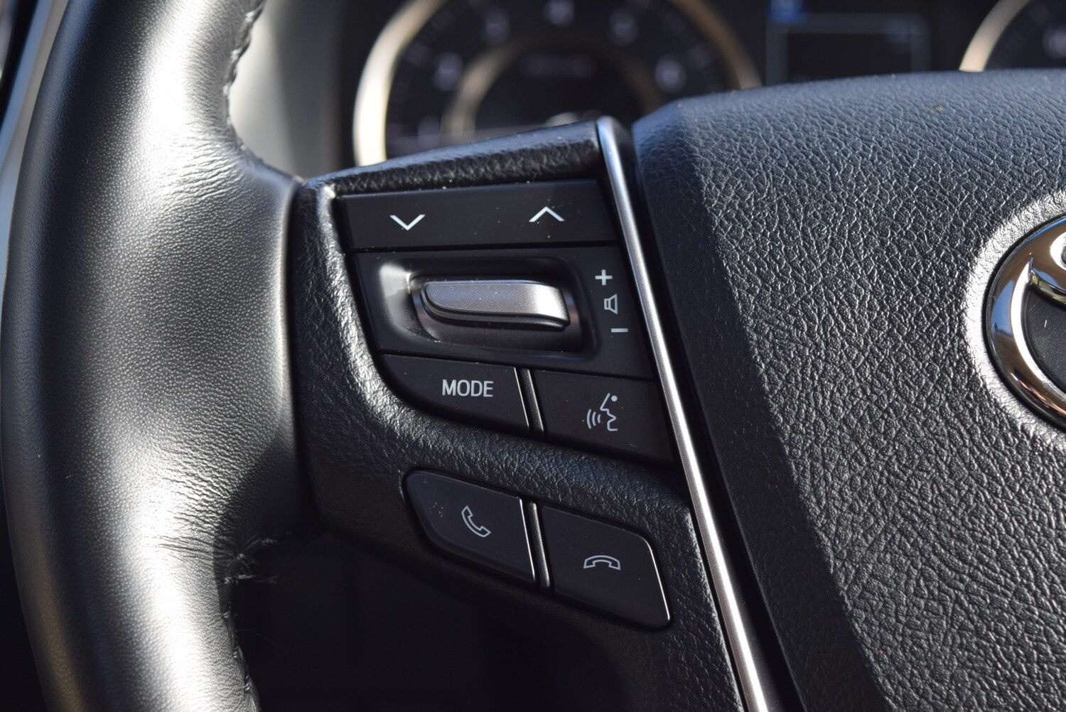 Used Toyota Alphard 2022 for sale - 77682818: Photo 46