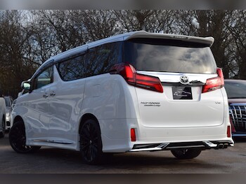 Used Toyota Alphard 2022 for sale - 77682818: Photo