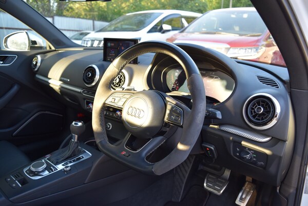 Used Audi RS3 2018 for sale - 74394536: Photo 27