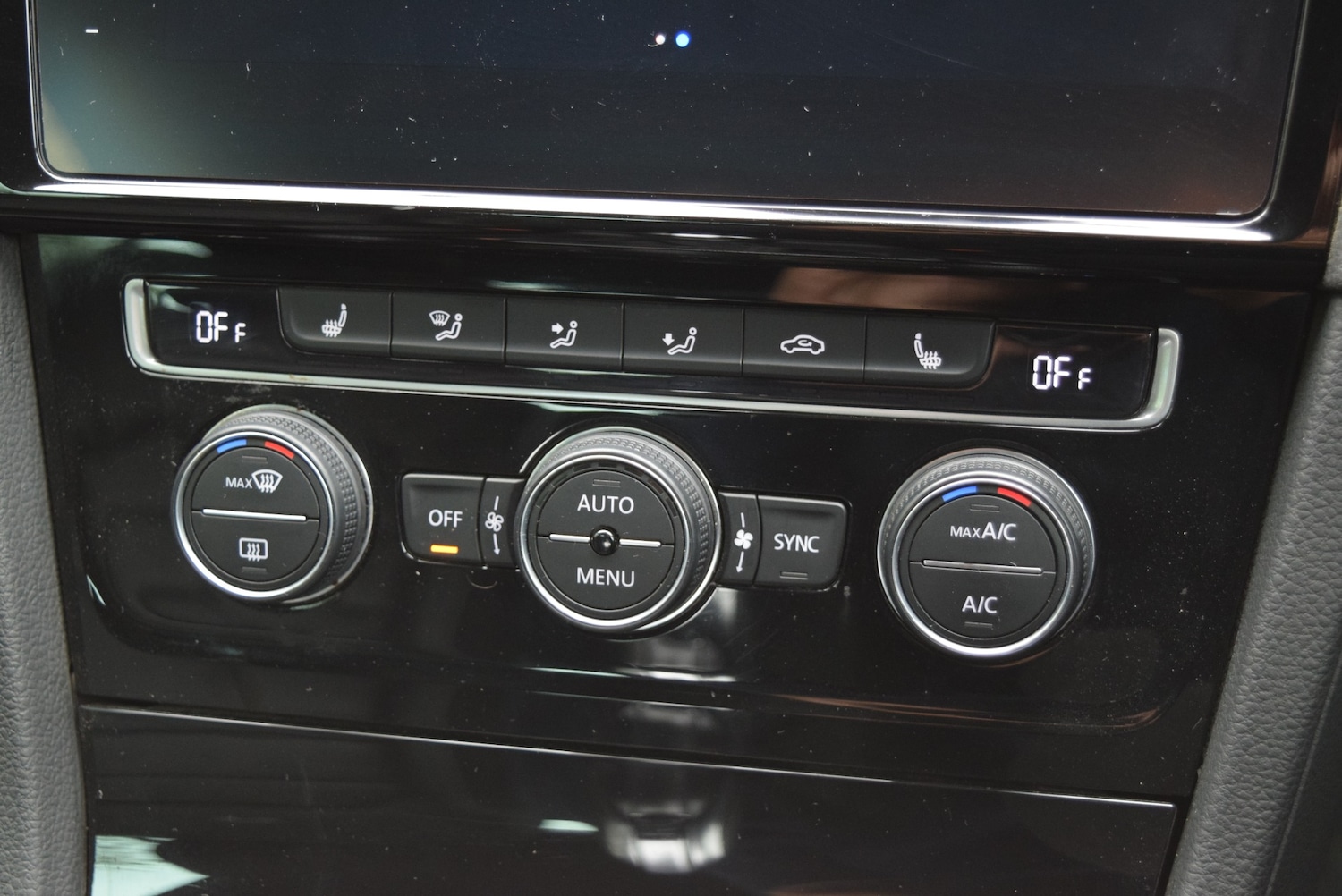 Used Volkswagen Golf 2019 for sale - 76288350: Photo 19