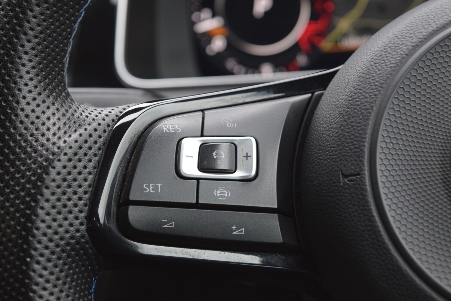 Used Volkswagen Golf 2019 for sale - 76288350: Photo 42