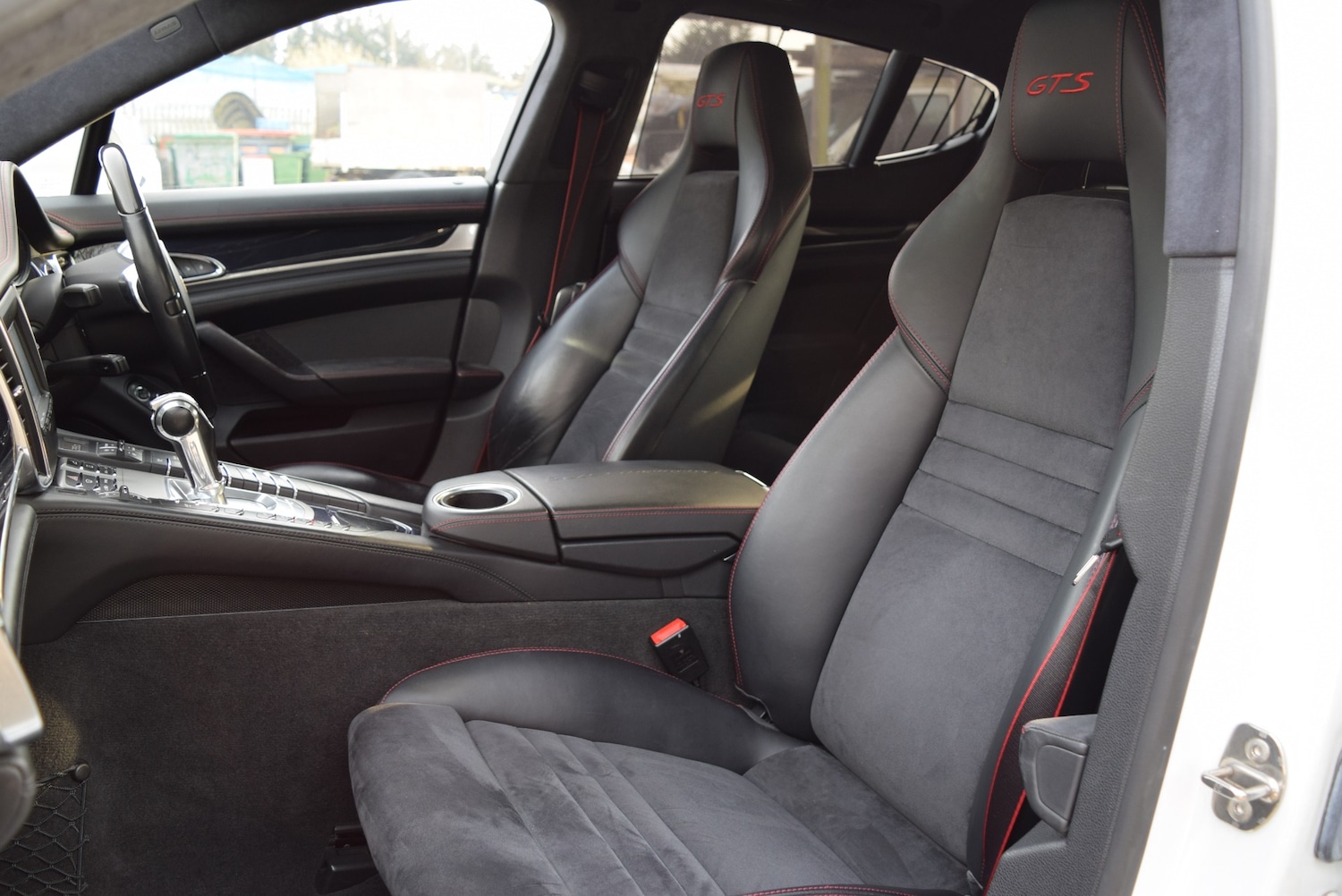 Used Porsche Panamera 2026 for sale - 77991982: Photo 10